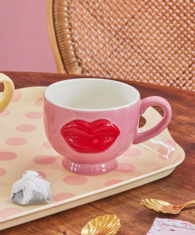 rice Keramik Tasse "Embossed Lips" Pink 